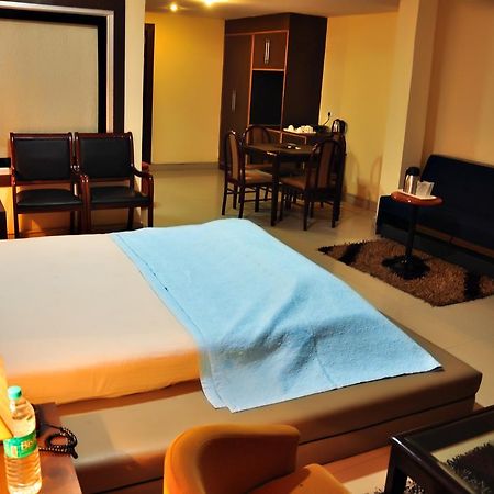 Hotel Unite Pathankot Ngoại thất bức ảnh