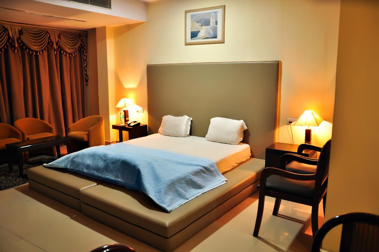 Hotel Unite Pathankot Ngoại thất bức ảnh