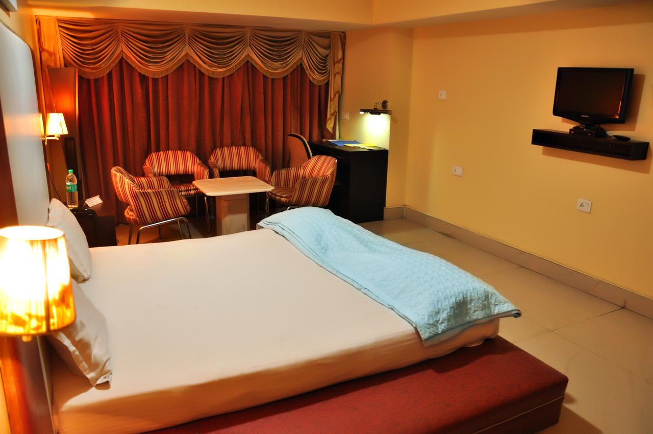 Hotel Unite Pathankot Ngoại thất bức ảnh