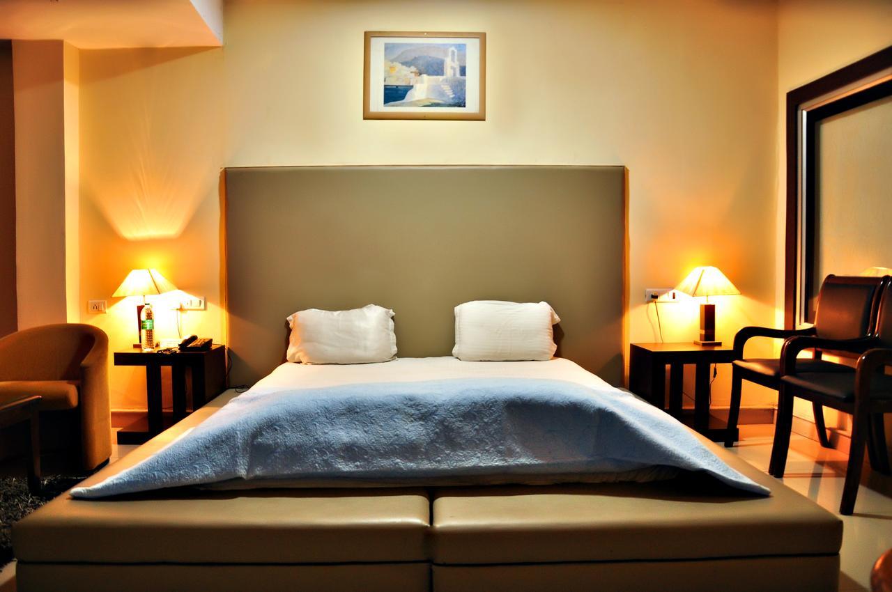Hotel Unite Pathankot Ngoại thất bức ảnh
