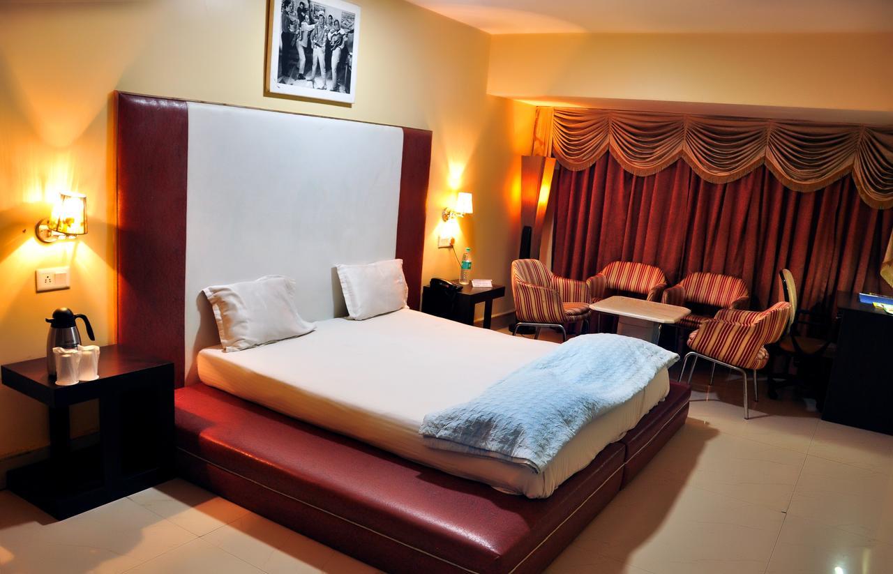 Hotel Unite Pathankot Ngoại thất bức ảnh