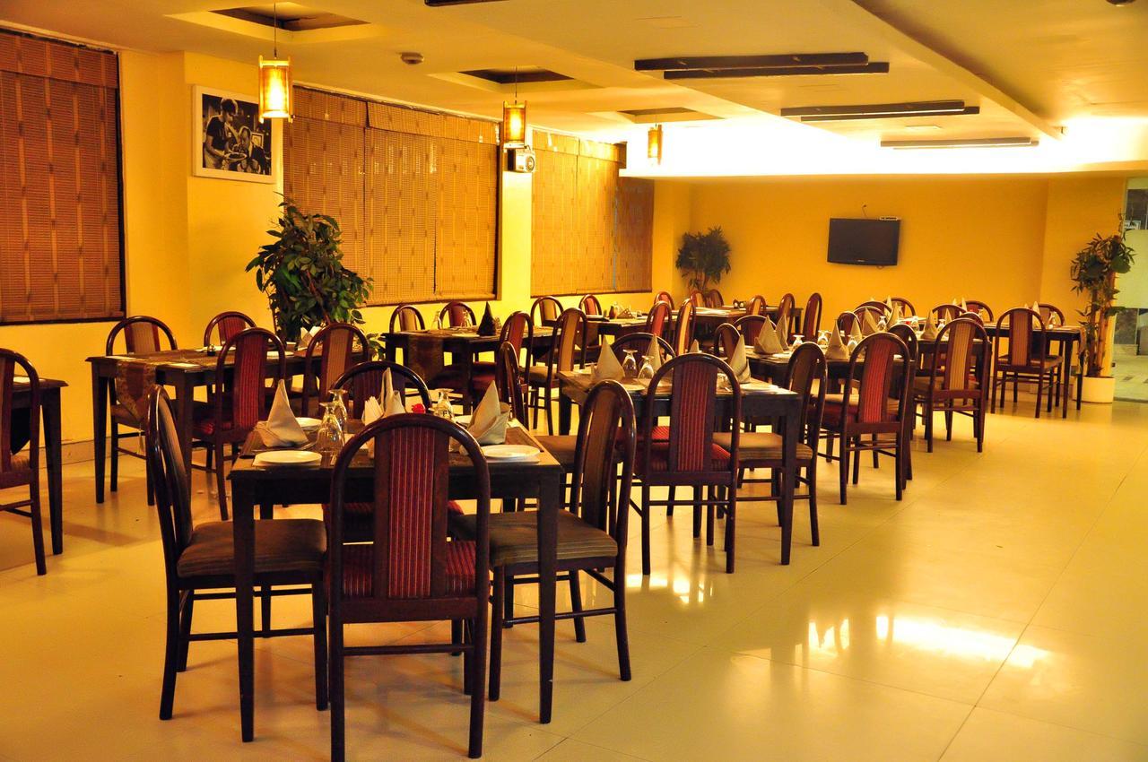 Hotel Unite Pathankot Ngoại thất bức ảnh