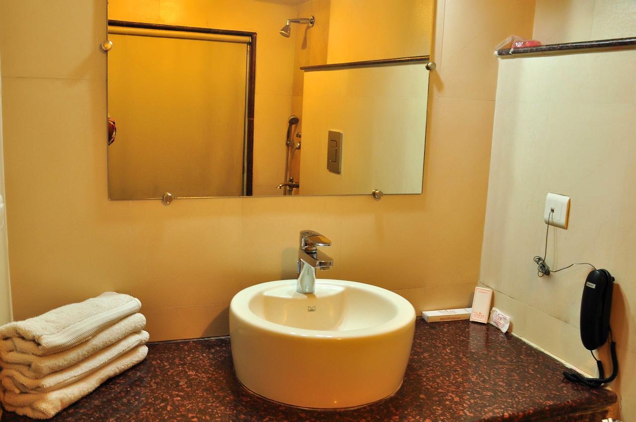 Hotel Unite Pathankot Ngoại thất bức ảnh